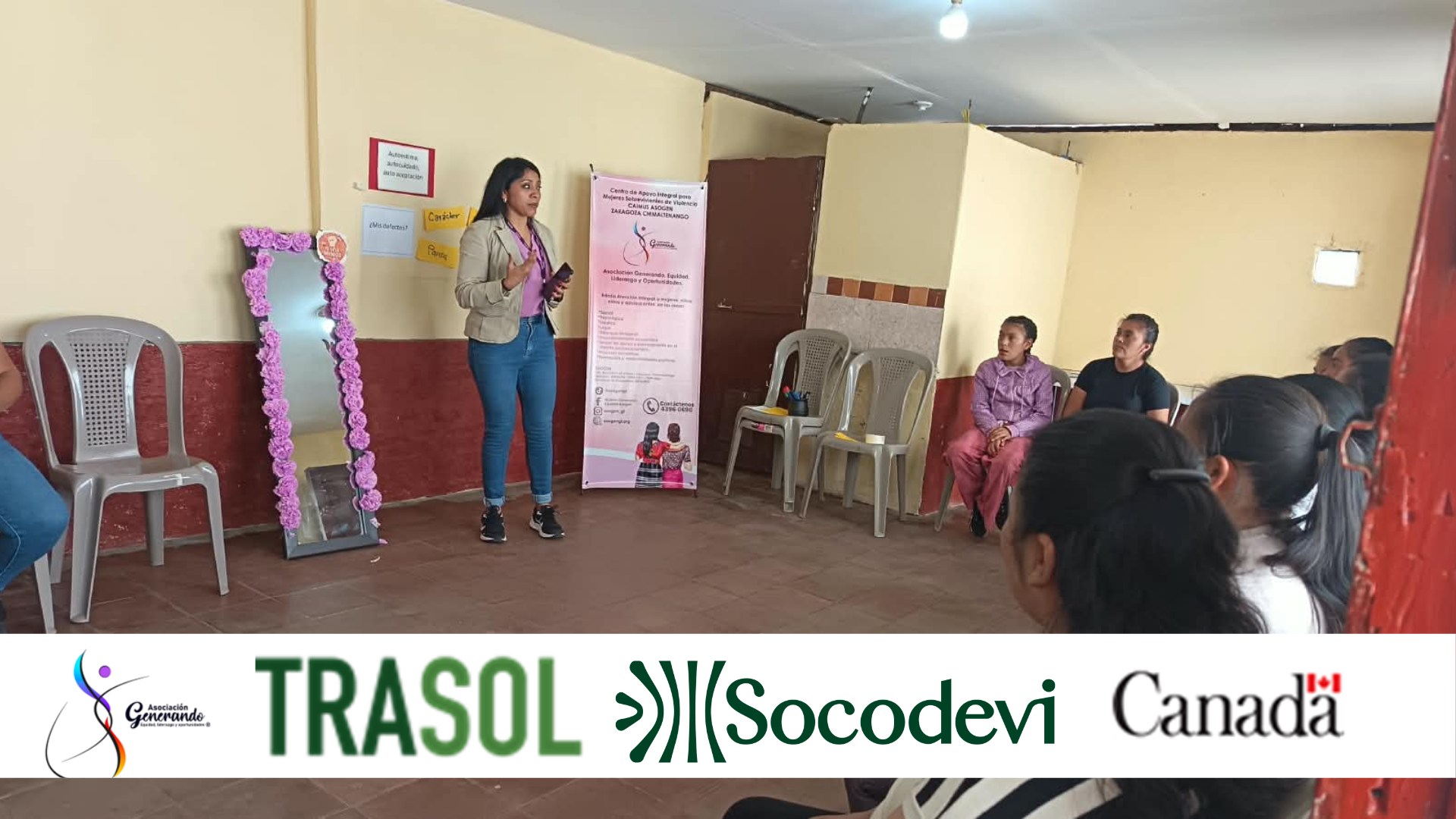 Participantes del taller desarrollado en la sede de ASOGEN en Zaragoza